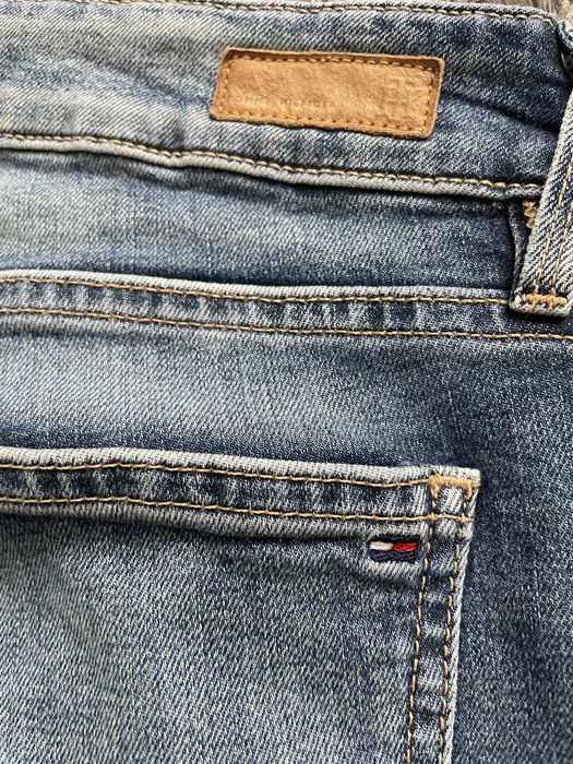 Blugi Tommy Hilfiger dama