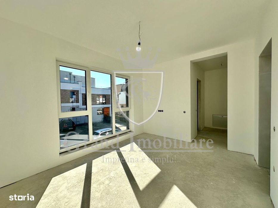 Duplex de vanzare 270 mp, zona Floresti