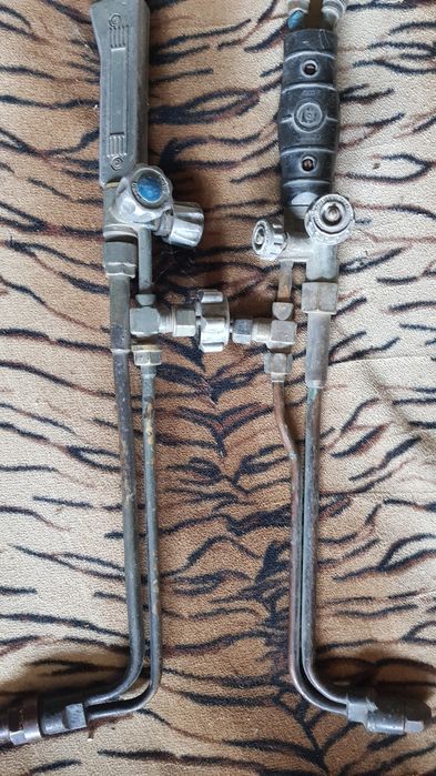 Резак               .