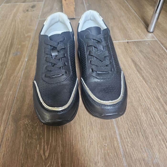 Кожени дамски маратонки