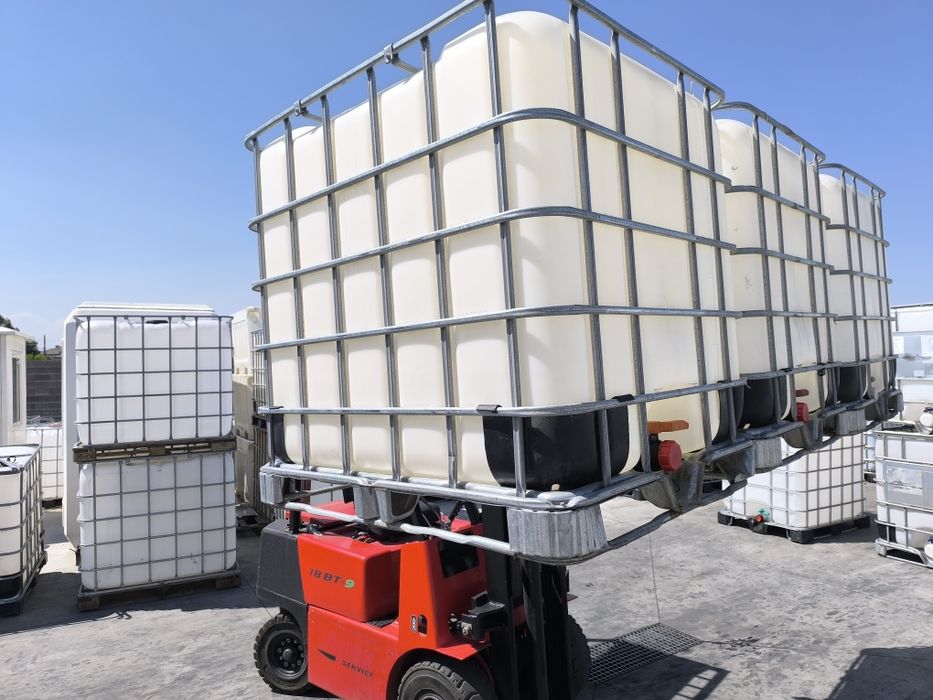 Контейнери,Бидони,Цистерни 1000 литра ,един тон!