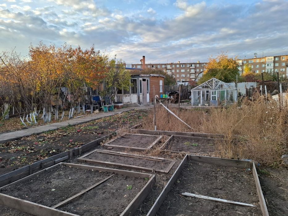 Дача в городе ,2 линия