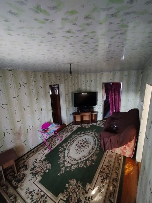 Продам дом и участок огромный