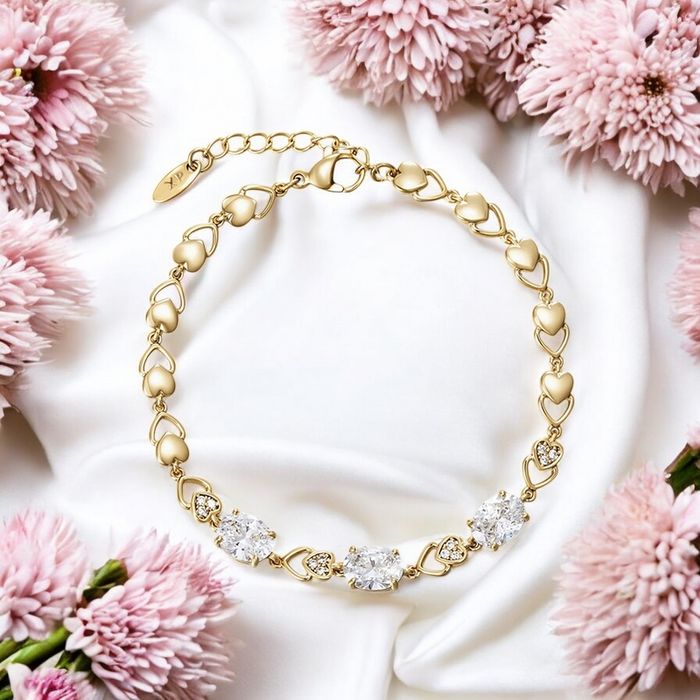 Чисто нова дамска позлатена гривна