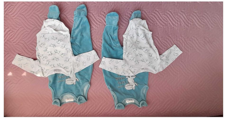 Дрехи за близнаци