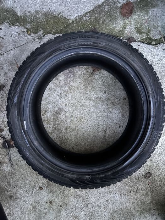 Зимни гуми Nokian 225 45 17