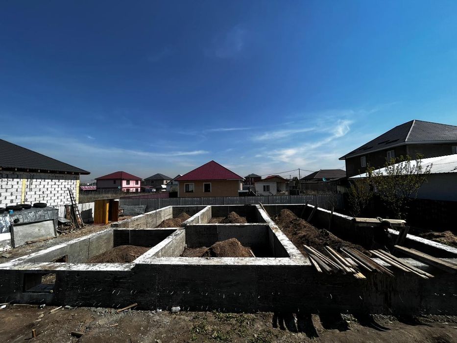 Заливаем Фундамент со своей опалубки!