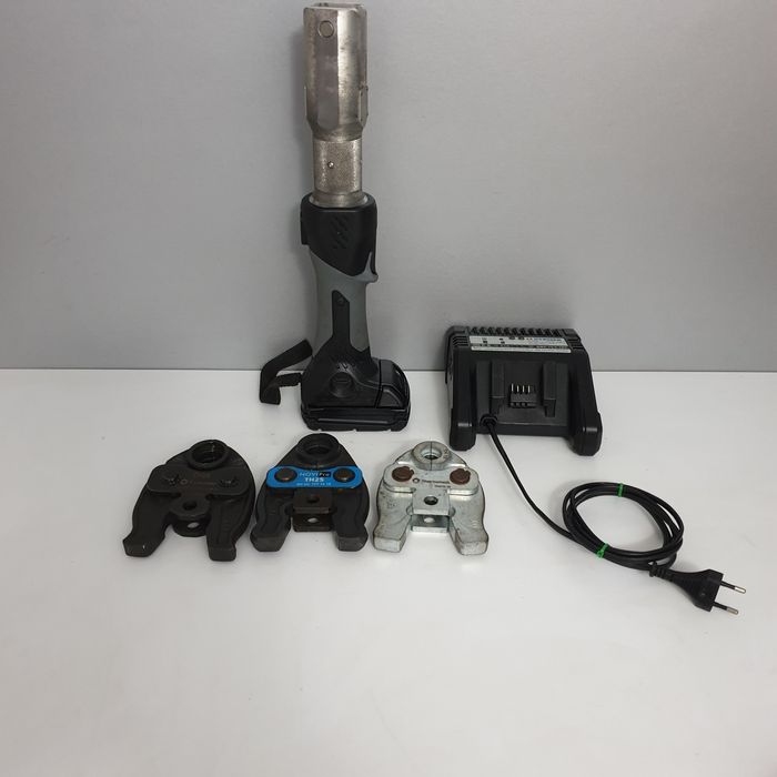 Thermotech SPM Presa hidraulica de sertizat pexal TH 16 25 26 Germany