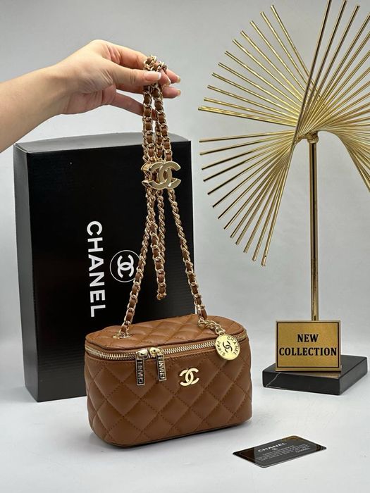 Geanta Chanel noua !!! Dimensiuni 17/10 !!!