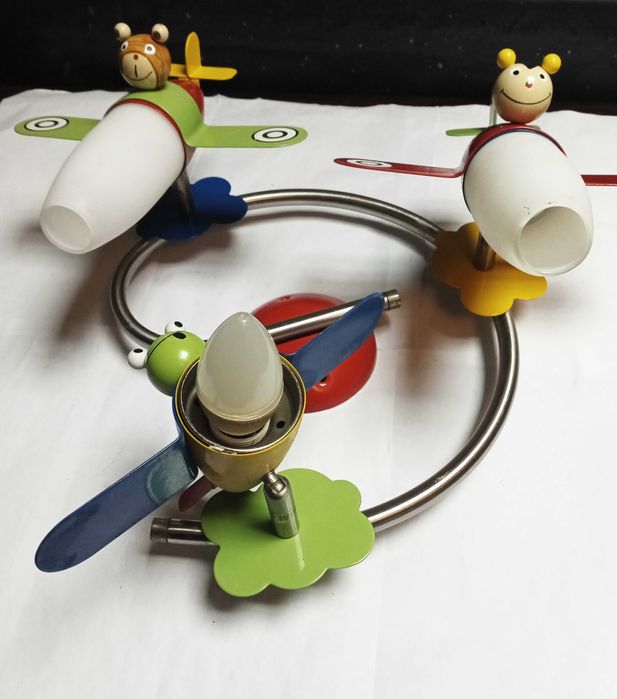 Полилей за детска стая