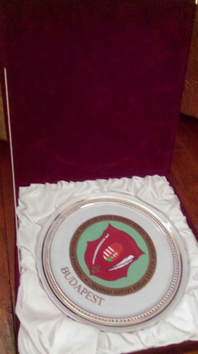 Сувенирна чиния /плакет