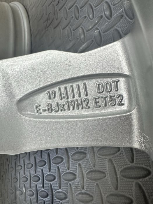 19 цола 5х112 - Audi - A3-A4-TT - ( VW-Skoda-Seat)