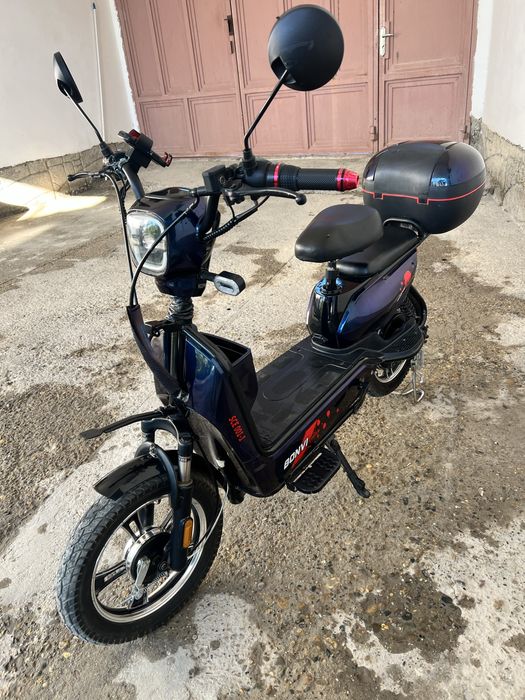 Скутер сотилади Bonvi 60км