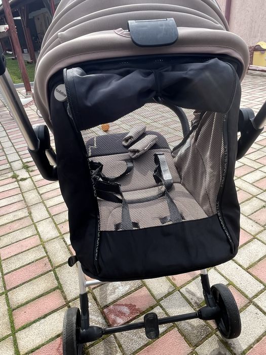 Carucior Chipolino Twister cu sezut rotativ