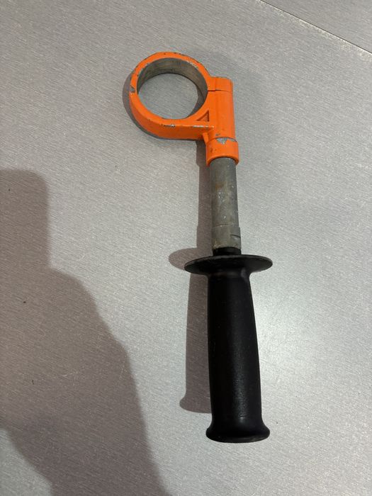 Masina de carotat Golz Hilti