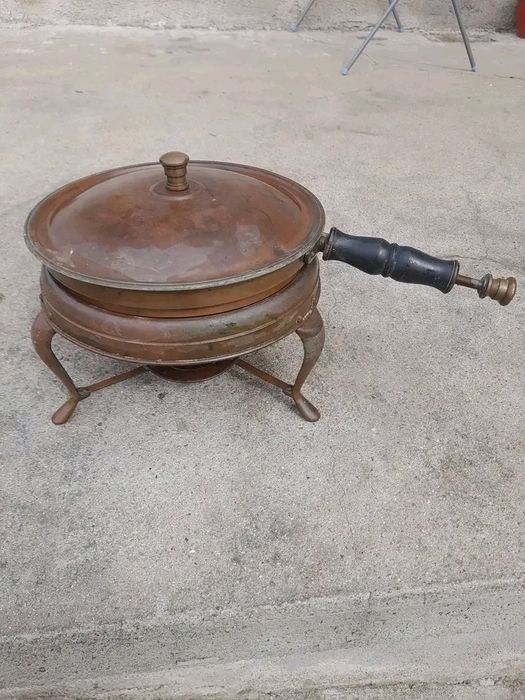 Продават се разни неща