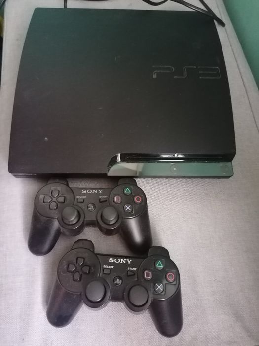 Продавам PlayStation 3