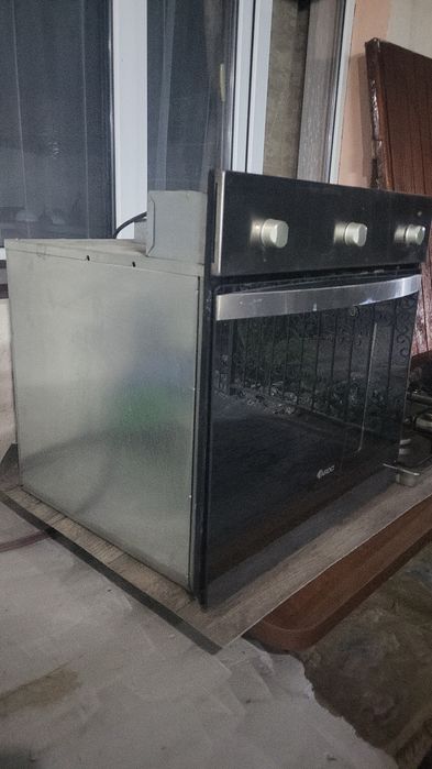 Продам духовку рабочая