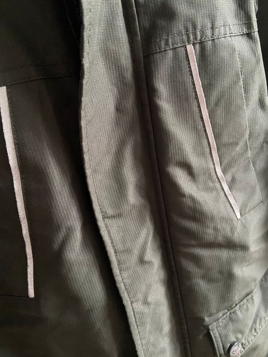 Продам детскую куртку