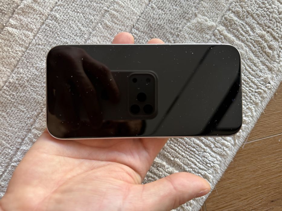 Iphone 15 pro 256 gb white