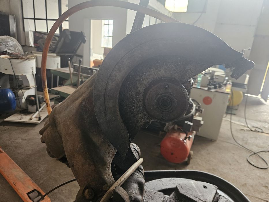 пендула за метал