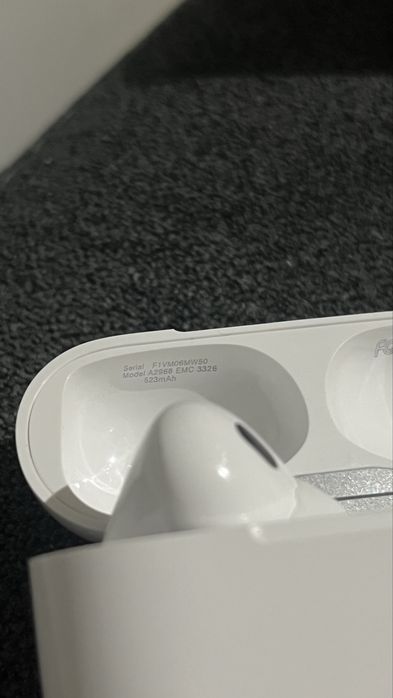 Air Pods pro 2 •generatia a 2-a•