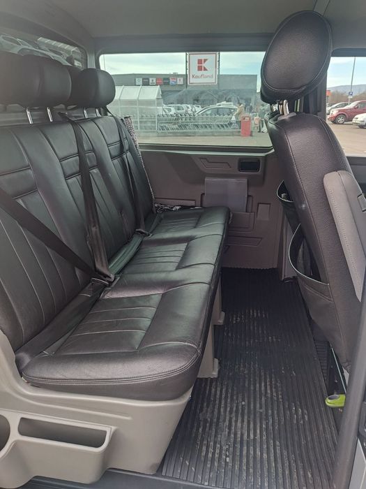 ПРОДАВАМ VW  T5..Товаропътнически