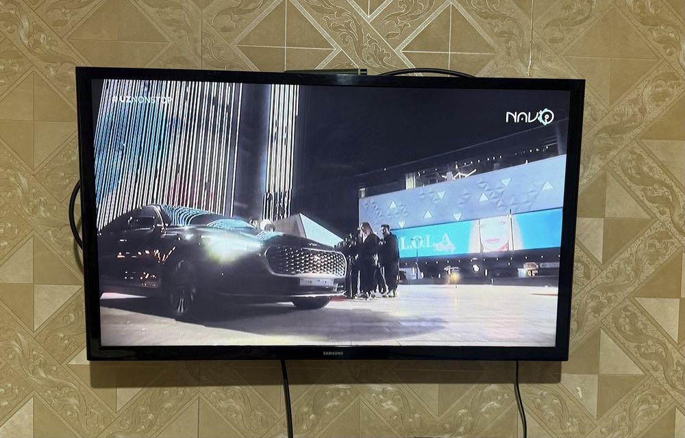 Samsung 32 tv sotiladi