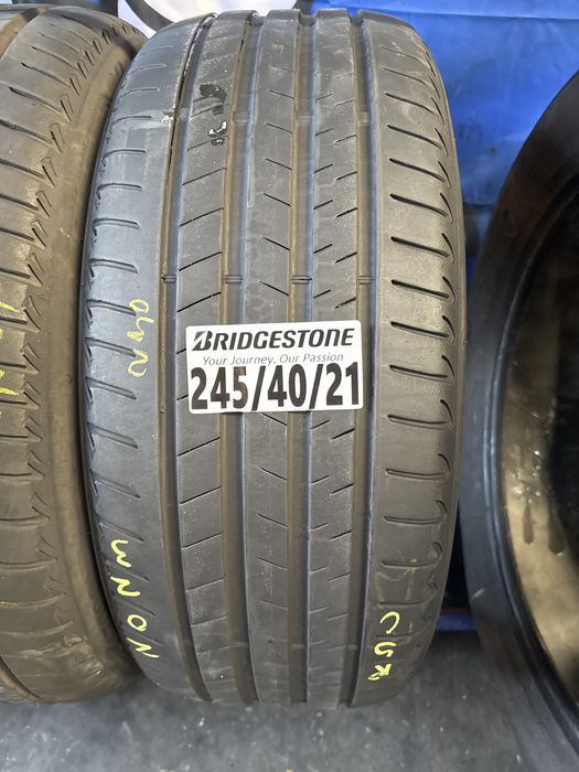 245/40/21 Bridgestone RSC