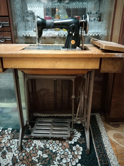 Швейные машинки б/у