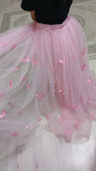 Платья для девочек вечерние