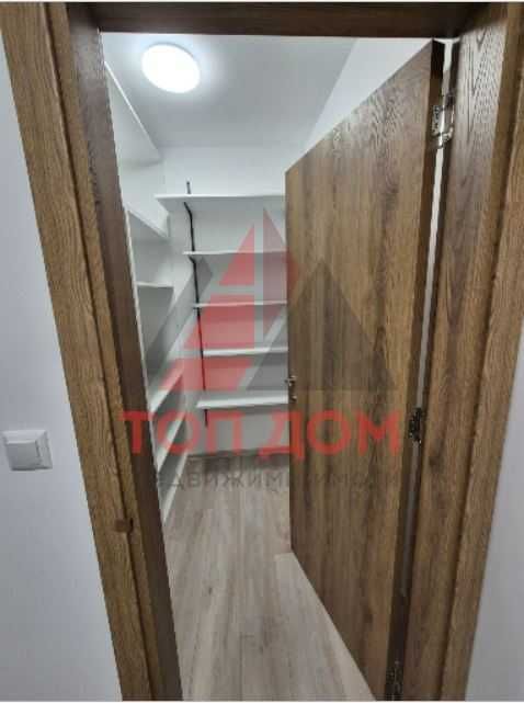 Дава се под наем Двустаен апартамент в Варна, Център - 75 кв.м за 613 € - Снимка #4