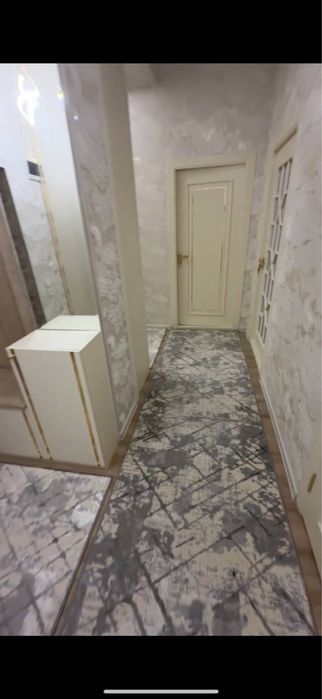 Келес мости ёнида янги қурилган 3 хонали 2 та сан. узел 2 та ва онадон