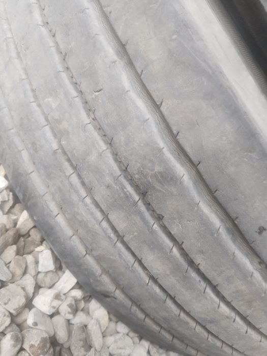 Продам бу резину 185,70,19,5