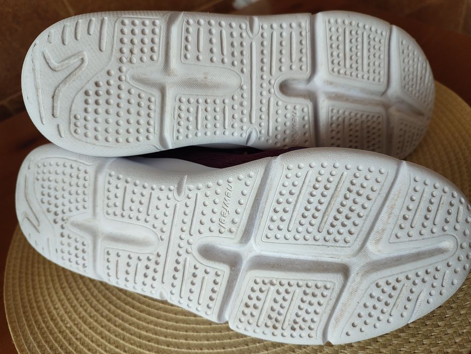 Маратонки Decathlon  N 38