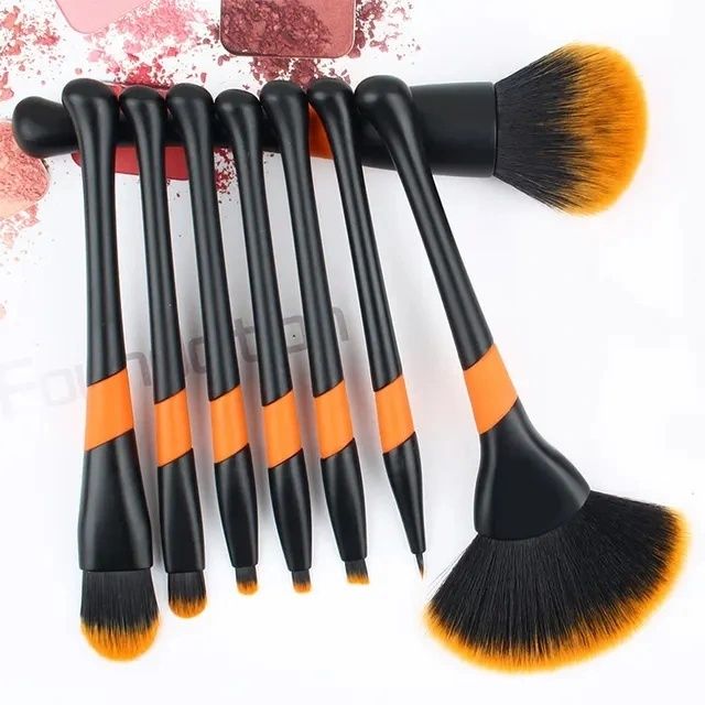 Set de 8 pensule profesională