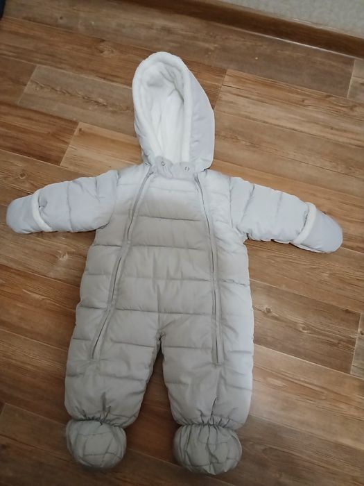 Продается комбинезоны на фото