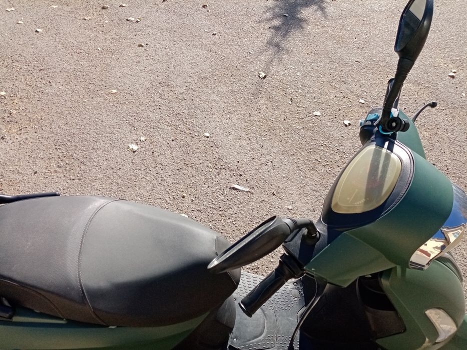 Продам мопед с документами.