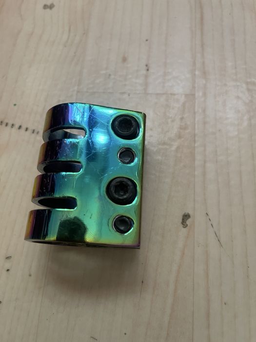 Зажим для трюкового самоката Haevner