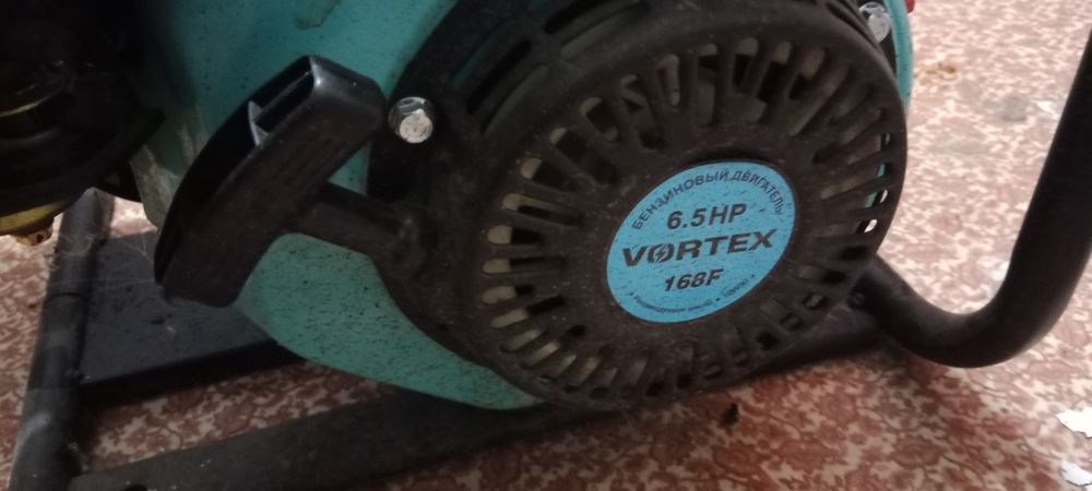 Продам мотопомпу