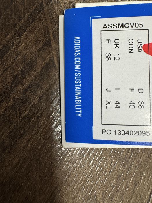 Оригинално дамско долнище Adidas