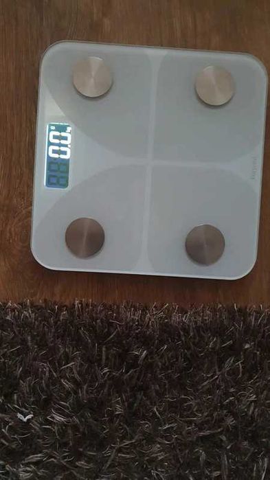 Cantar smart cu conexiune bluetooth si aplicatie