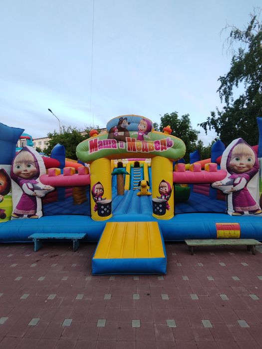 Продам батут Маша и медведь.
