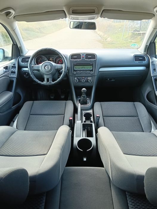 Golf2010 1.6 mpi 102 cp Unic proprietar Germania !!!
