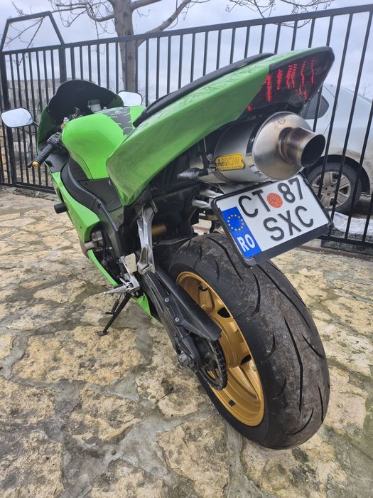 Vând Kawasaki ninja zx6r