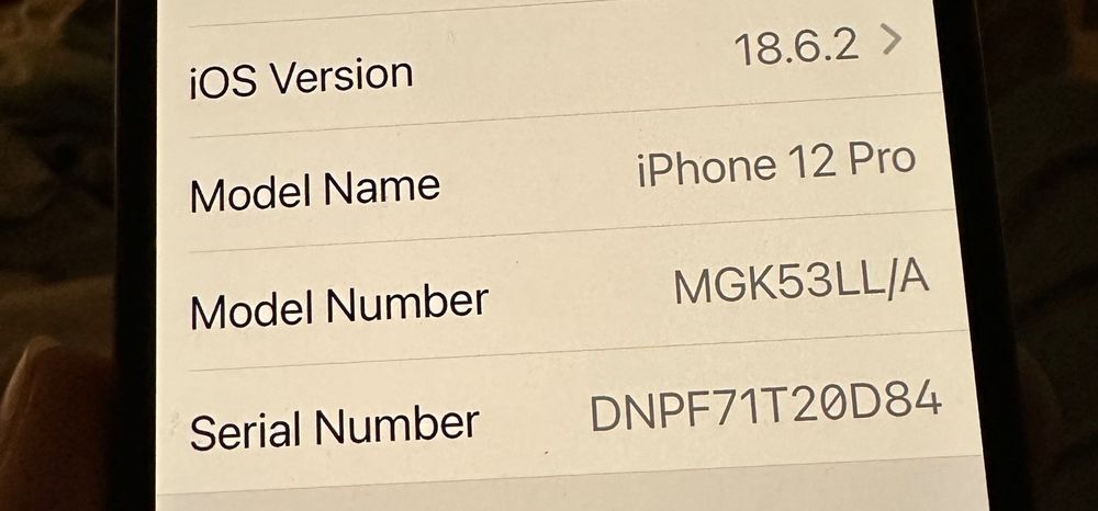 Продавам Iphone 12 pro