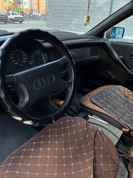 Продам Audi 80 1992 года