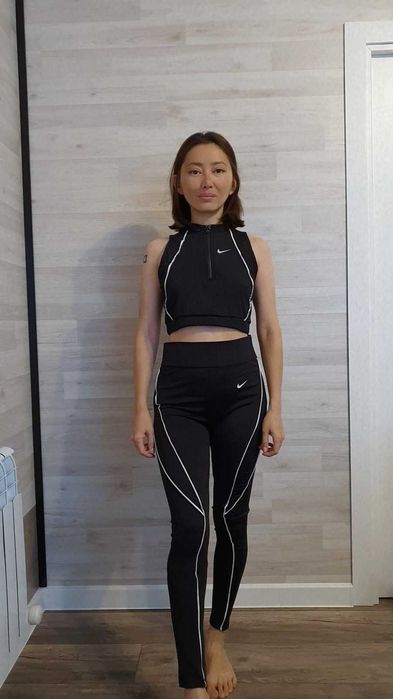 Продам спортивные костюмы