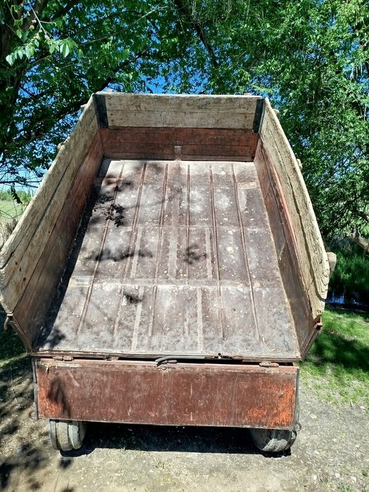 Продам кузов на трактор т16