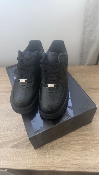 Nike airforce 1 supreme black 40